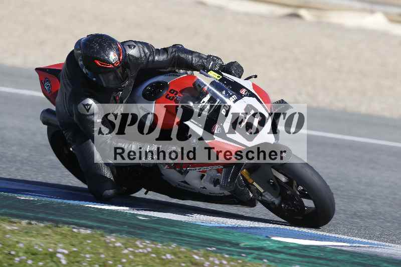 /Archiv-2024/02 29.01.-02.02.2024 Moto Center Thun Jerez/Gruppe schwarz-black/630